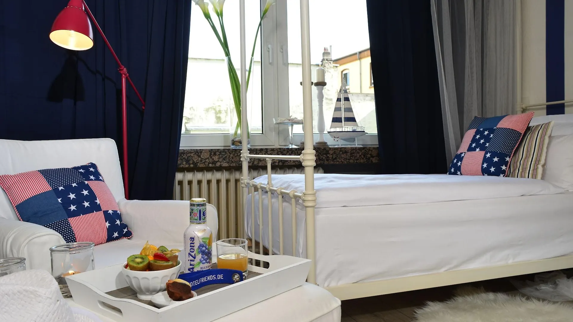 Hotel Friends Duesseldorf Downtown 4*, Düsseldorf